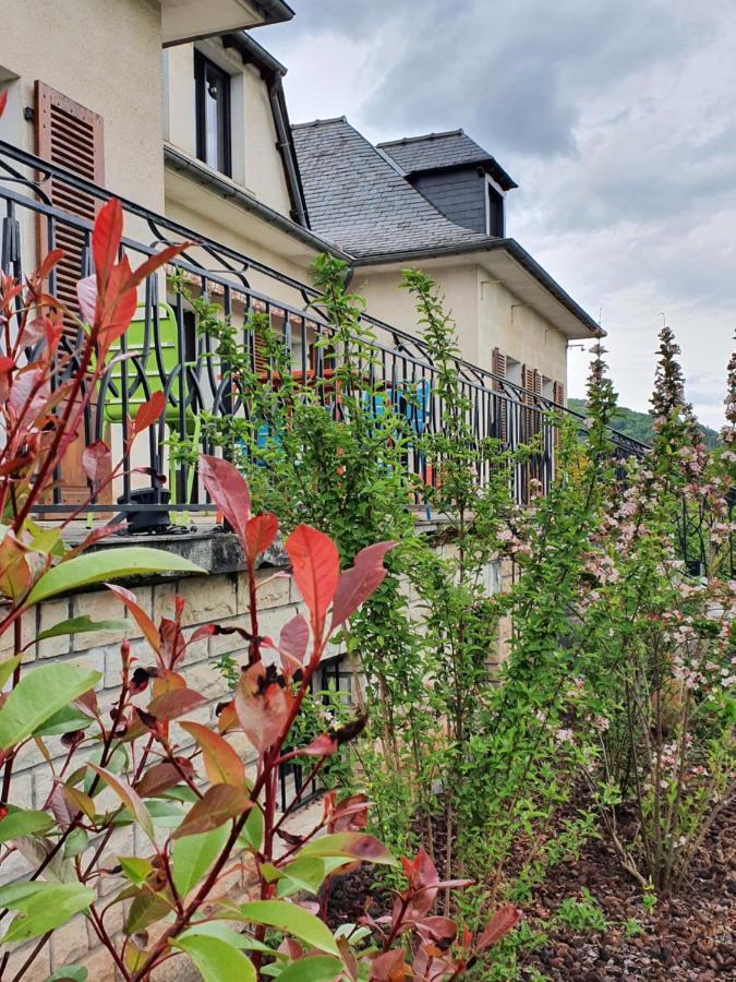 Bed and Breakfast Le Curieux De Conques Saint-Cyprien-sur-Dourdou Экстерьер фото