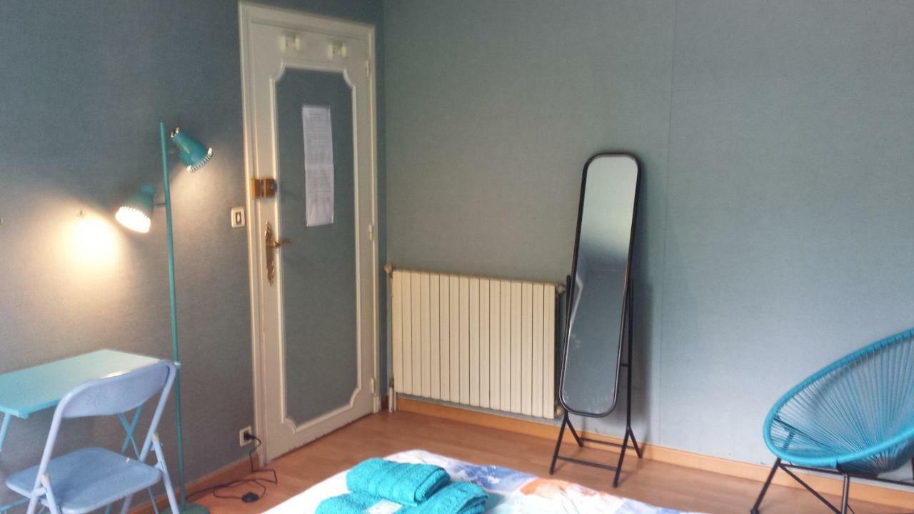 Bed and Breakfast Le Curieux De Conques Saint-Cyprien-sur-Dourdou Экстерьер фото